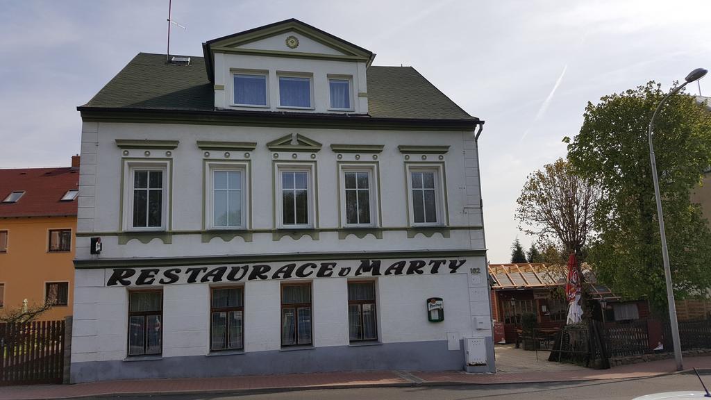 Restaurace U Marty Hotel Dubí Екстериор снимка